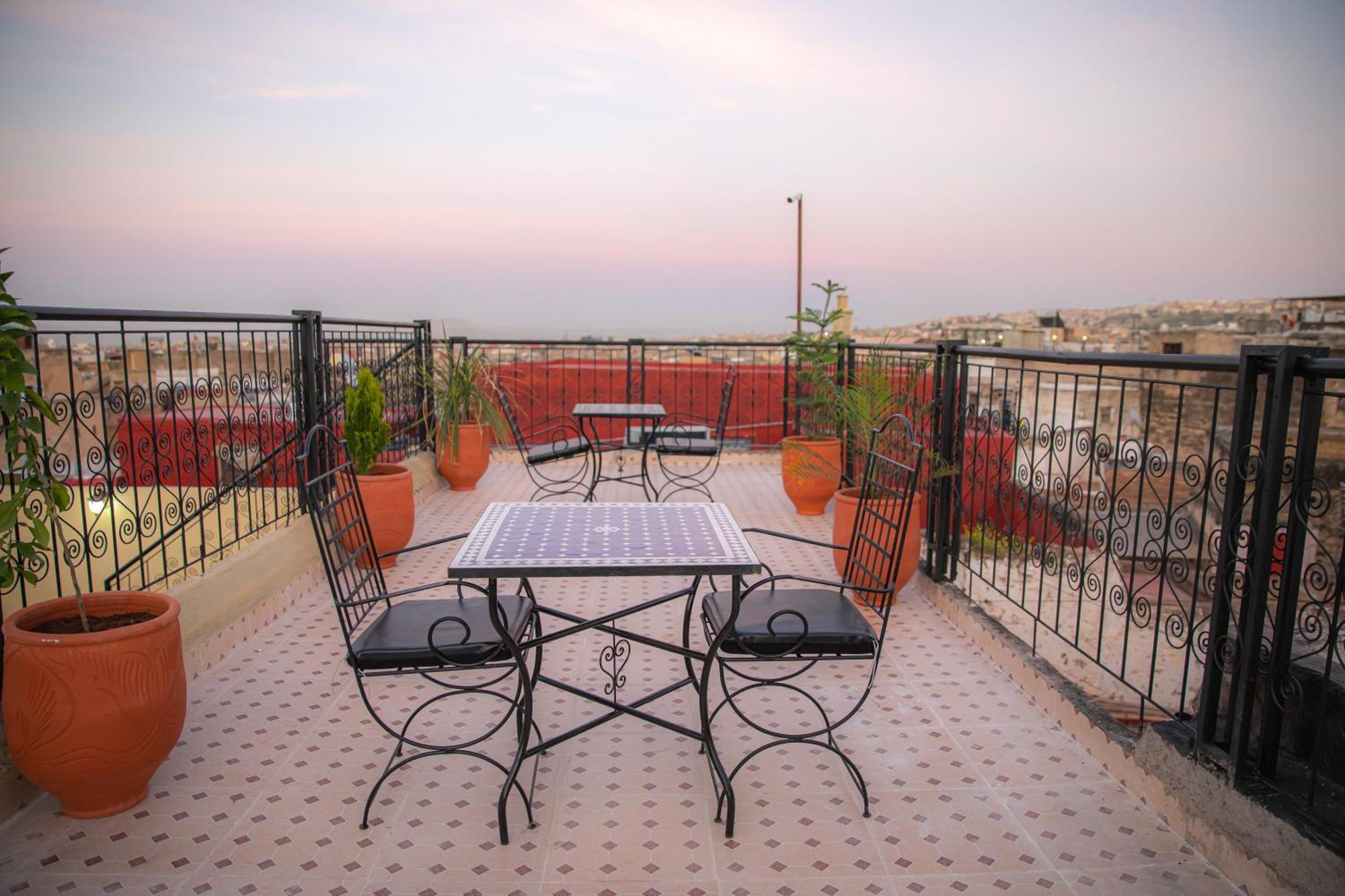 Riad Sekaya Fez Bagian luar foto