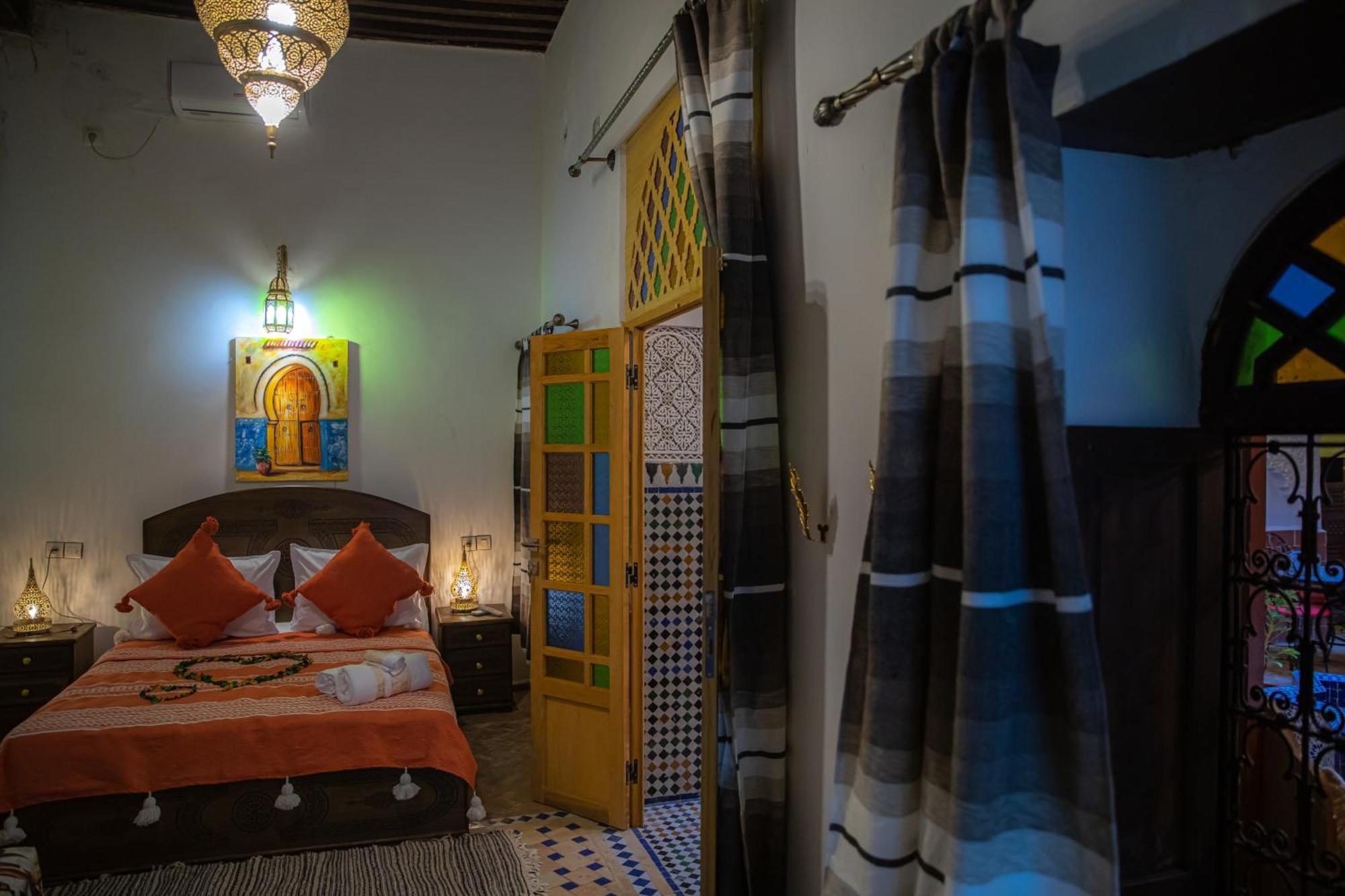 Riad Sekaya Fez Bagian luar foto
