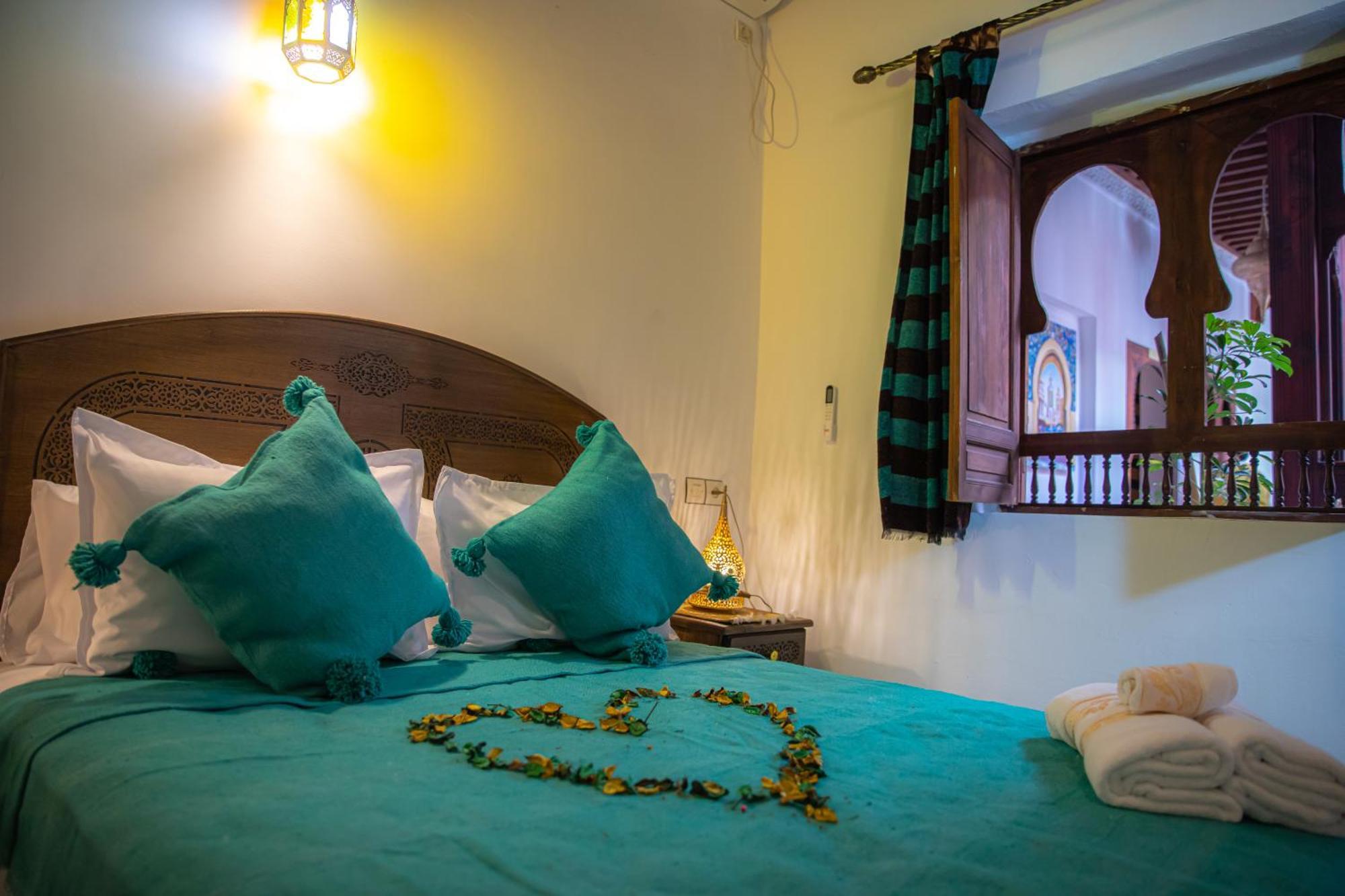 Riad Sekaya Fez Bagian luar foto